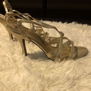 Kelly & Katie Glittery Gold Heels